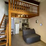 Pavillon Climatise Avec Mezzanine, 4 Couchages, Proche Et Commerces, Parking Prive, St-cyprien - Fr-1-106-105 Willa