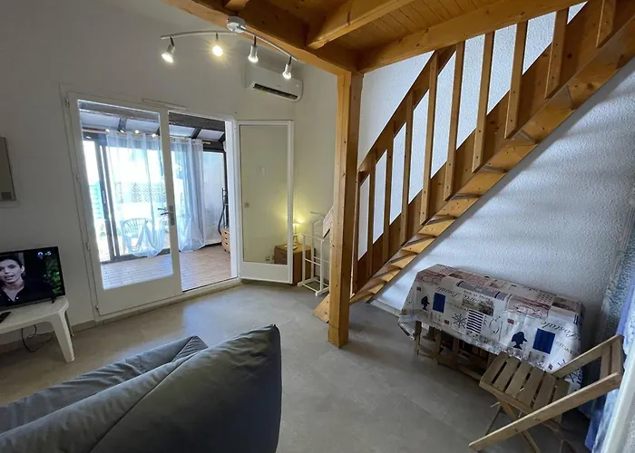 Pavillon Climatise Avec Mezzanine, 4 Couchages, Proche Et Commerces, Parking Prive, St-cyprien - Fr-1-106-105 *