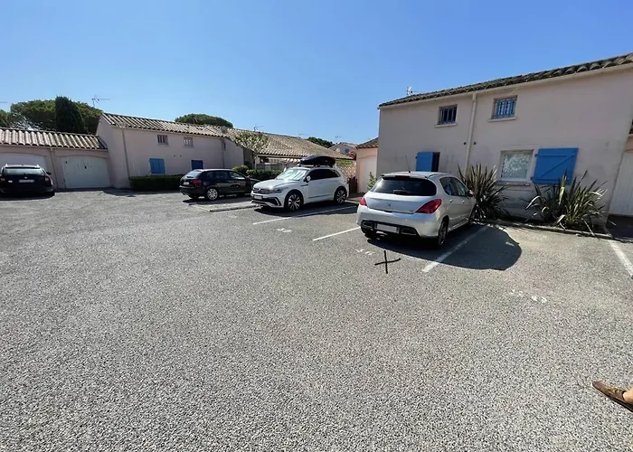 Pavillon Climatise Avec Mezzanine, 4 Couchages, Proche Et Commerces, Parking Prive, St-cyprien - Fr-1-106-105 Villa *